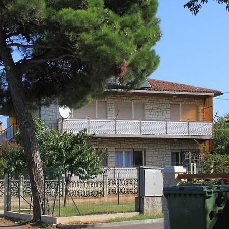 Apartments With A Parking Space Umag - 7066 Екстериор снимка