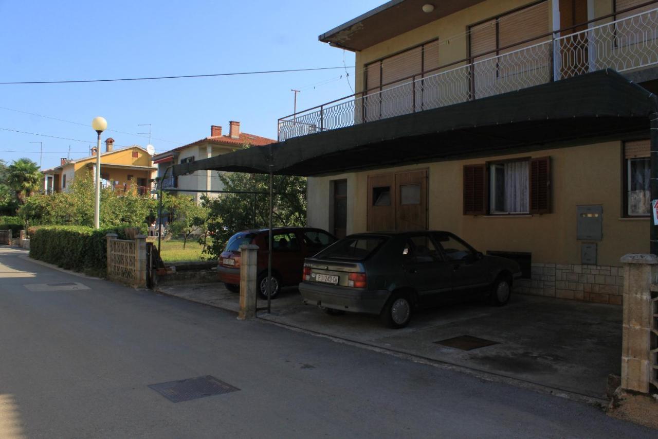 Apartments With A Parking Space Umag - 7066 Екстериор снимка