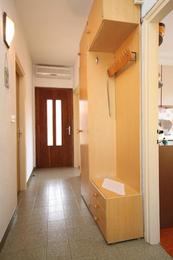 Apartments With A Parking Space Umag - 7066 Екстериор снимка